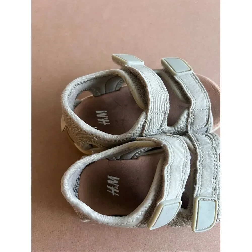 H&M baby sandals size 6